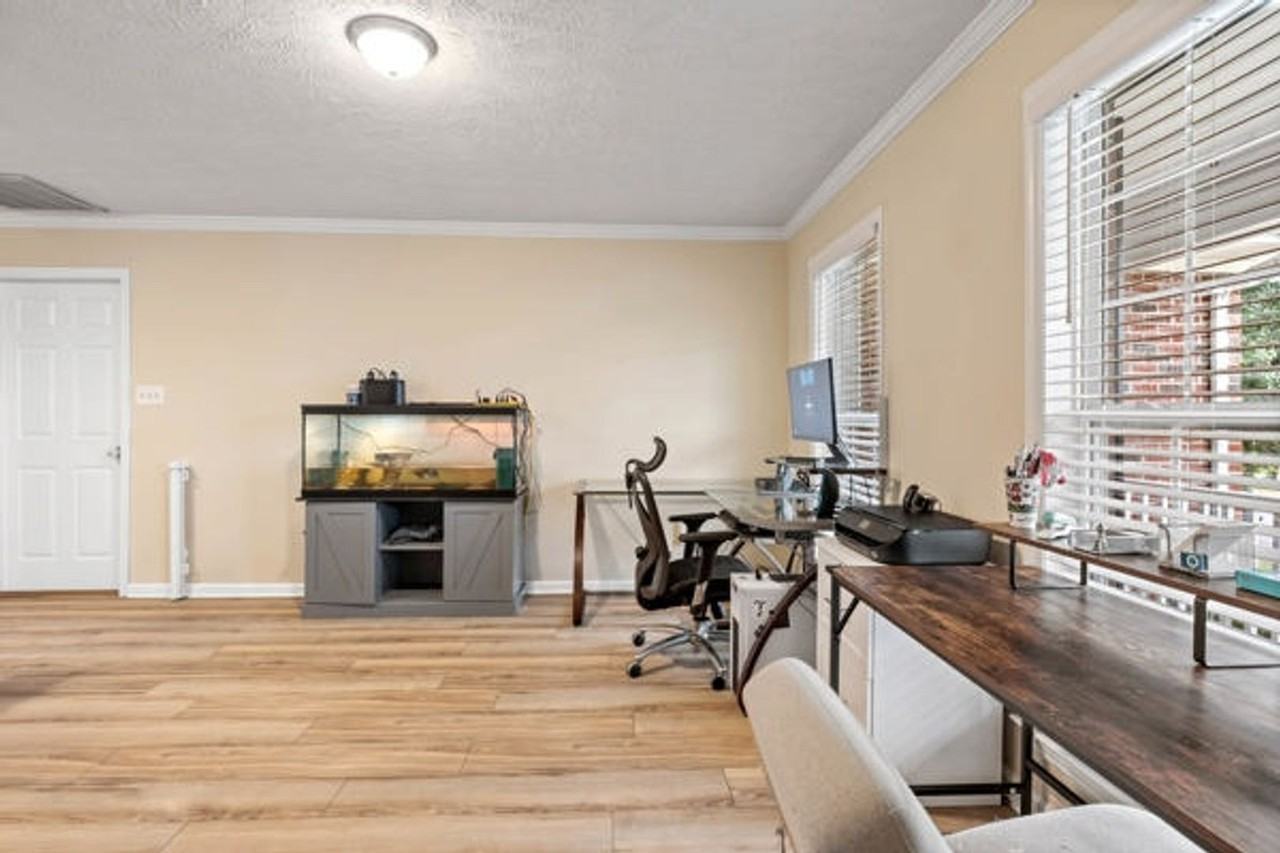 5224 Miranda Dr - Photo 7 of 34