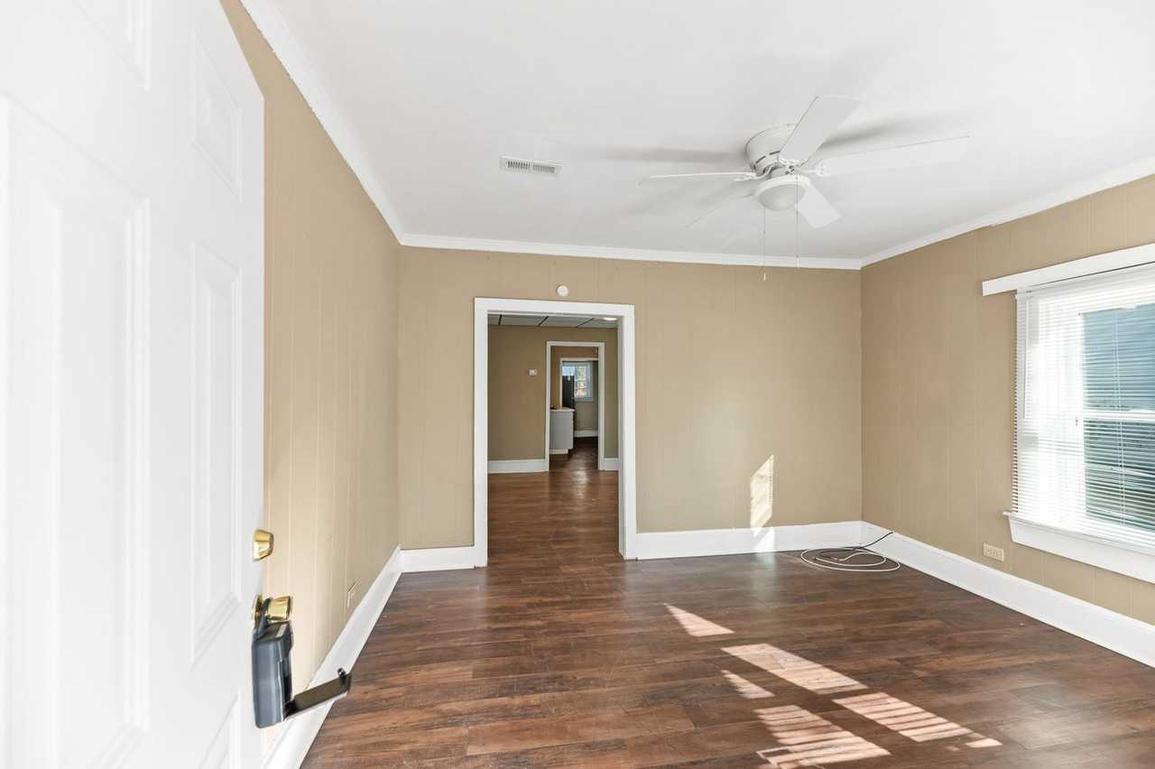 2048 2048 Arbutus Avenue North Charleston South Carolina 29485 - Photo 3 of 14