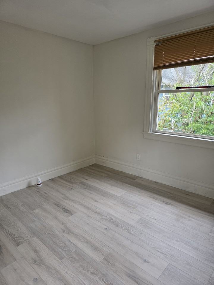 983 Portland Ave #2 - Photo 6 of 26