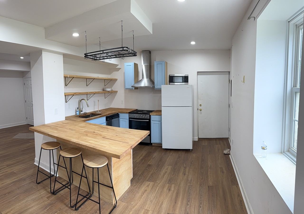 16220 Mountain Ridge Ln #2 - Photo 2 of 14