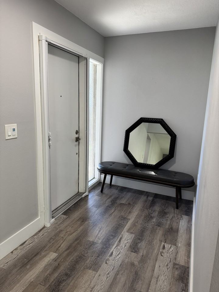 3955 Glen Oaks Manor Dr #NA - Photo 3 of 21