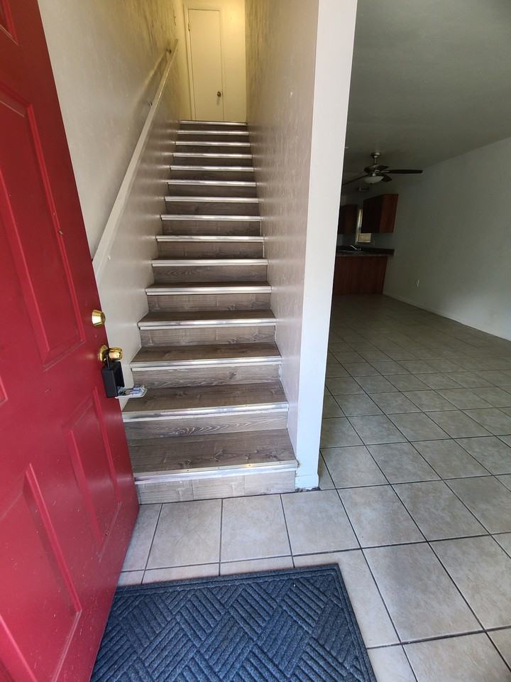 3202 Sw 26th Way #A - Photo 3 of 16