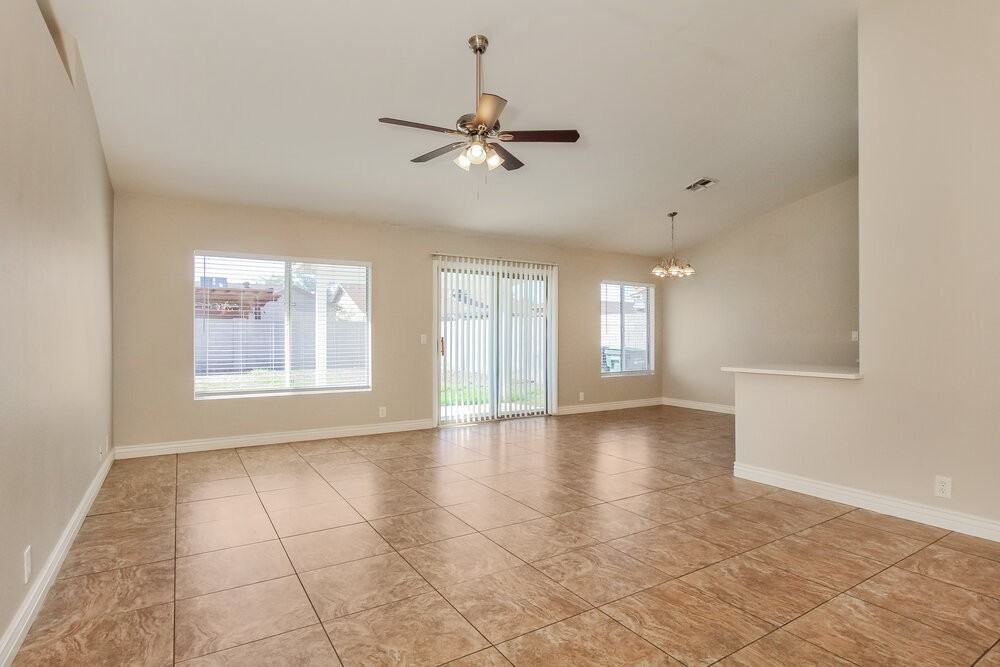 10235 W Medlock Dr - Photo 3 of 16