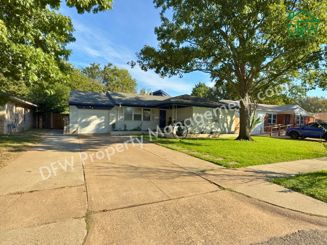 2208 Piedmont St - Photo 2 of 42