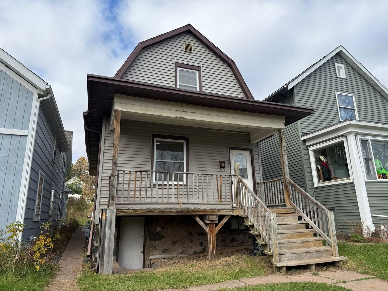 1623 East 5th Street - Photo 2 of 23