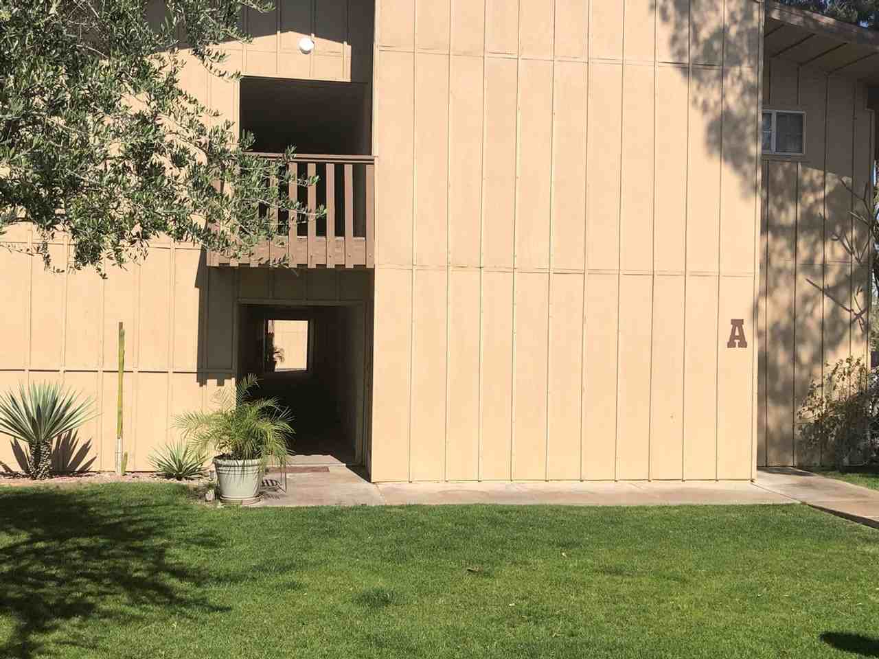 77805 California Dr - Photo 2 of 25