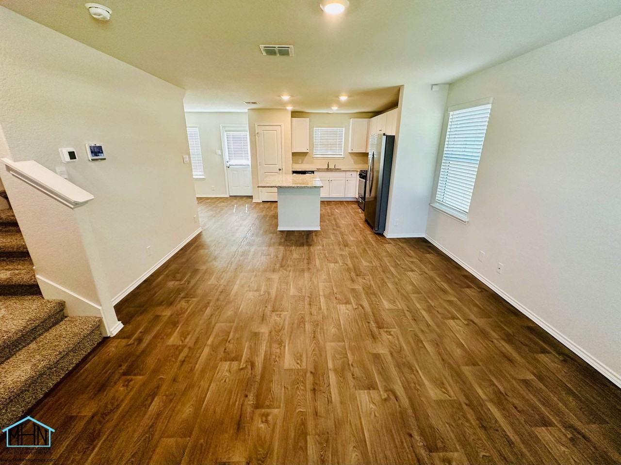 14402 Navidad Pike - Photo 4 of 19