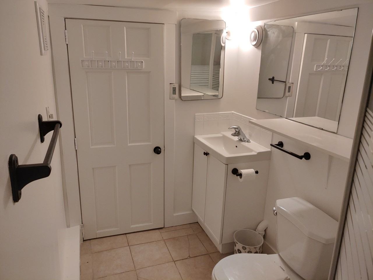 2842 Windsor Street #1 - Photo 4 of 6