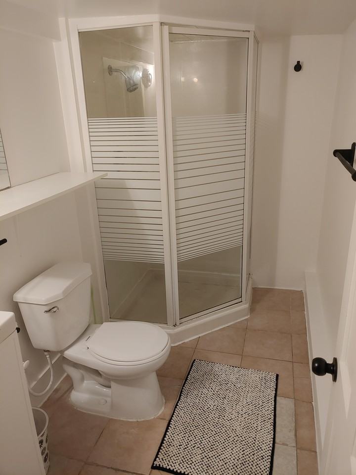 2842 Windsor Street #1 - Photo 5 of 6