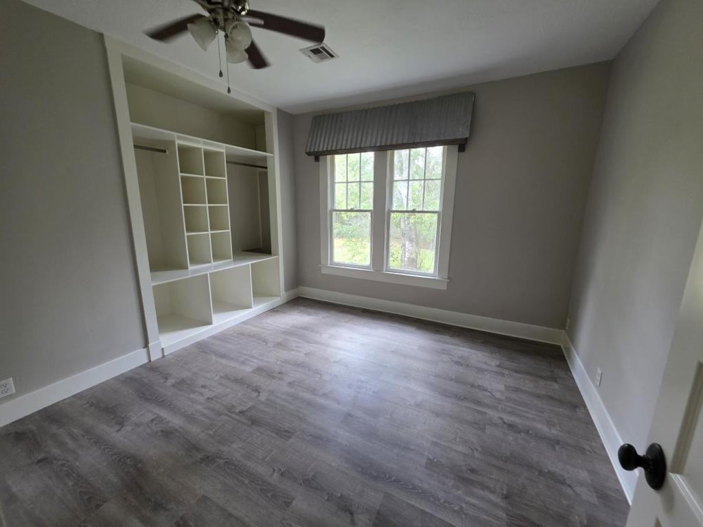 345 S 8th St - Photo 2 of 11