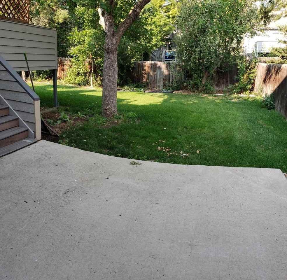 4211 Amber St - Photo 4 of 33