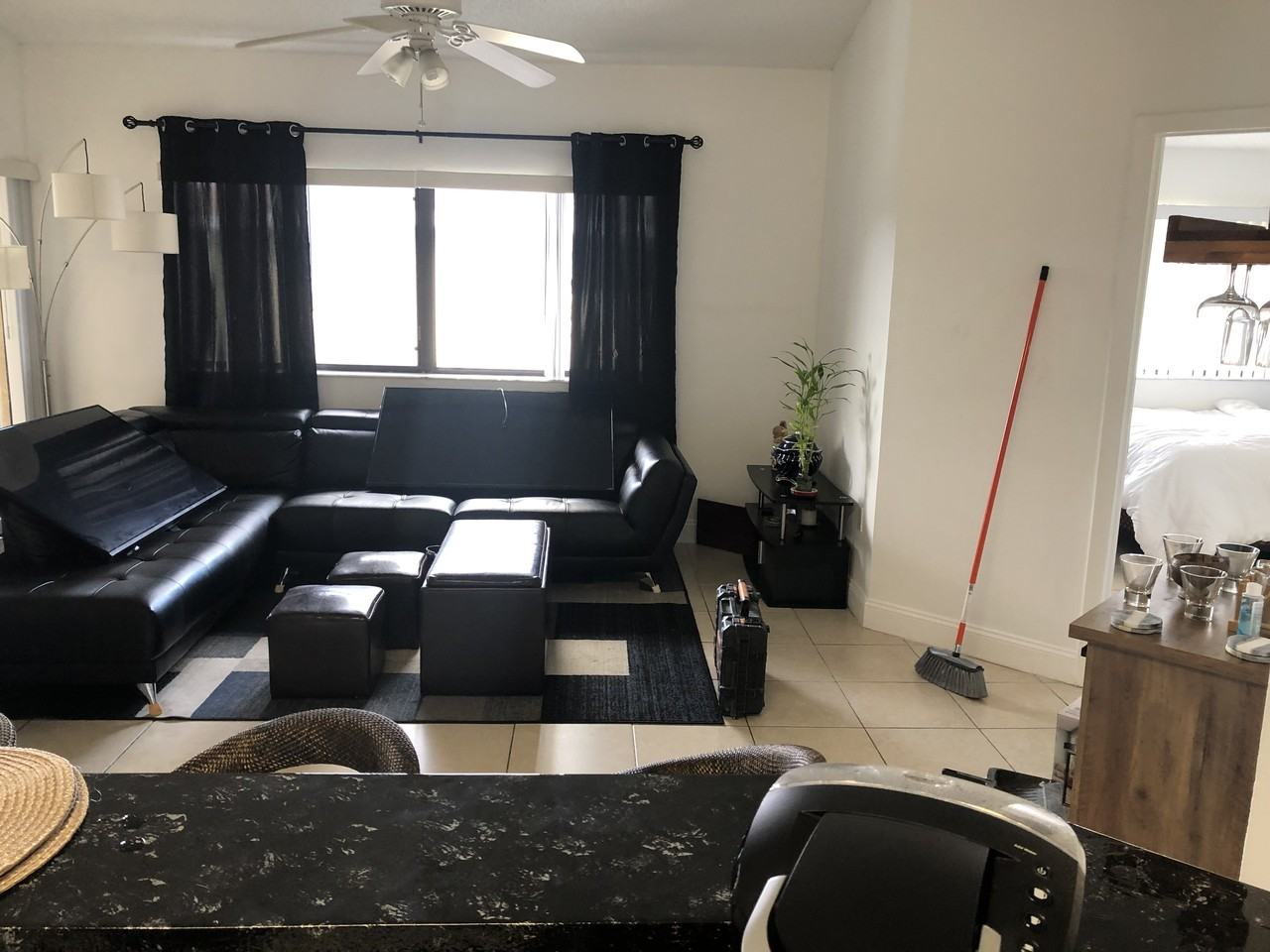 2445 Southwest 18th Terrace #9 - Photo 5 of 25