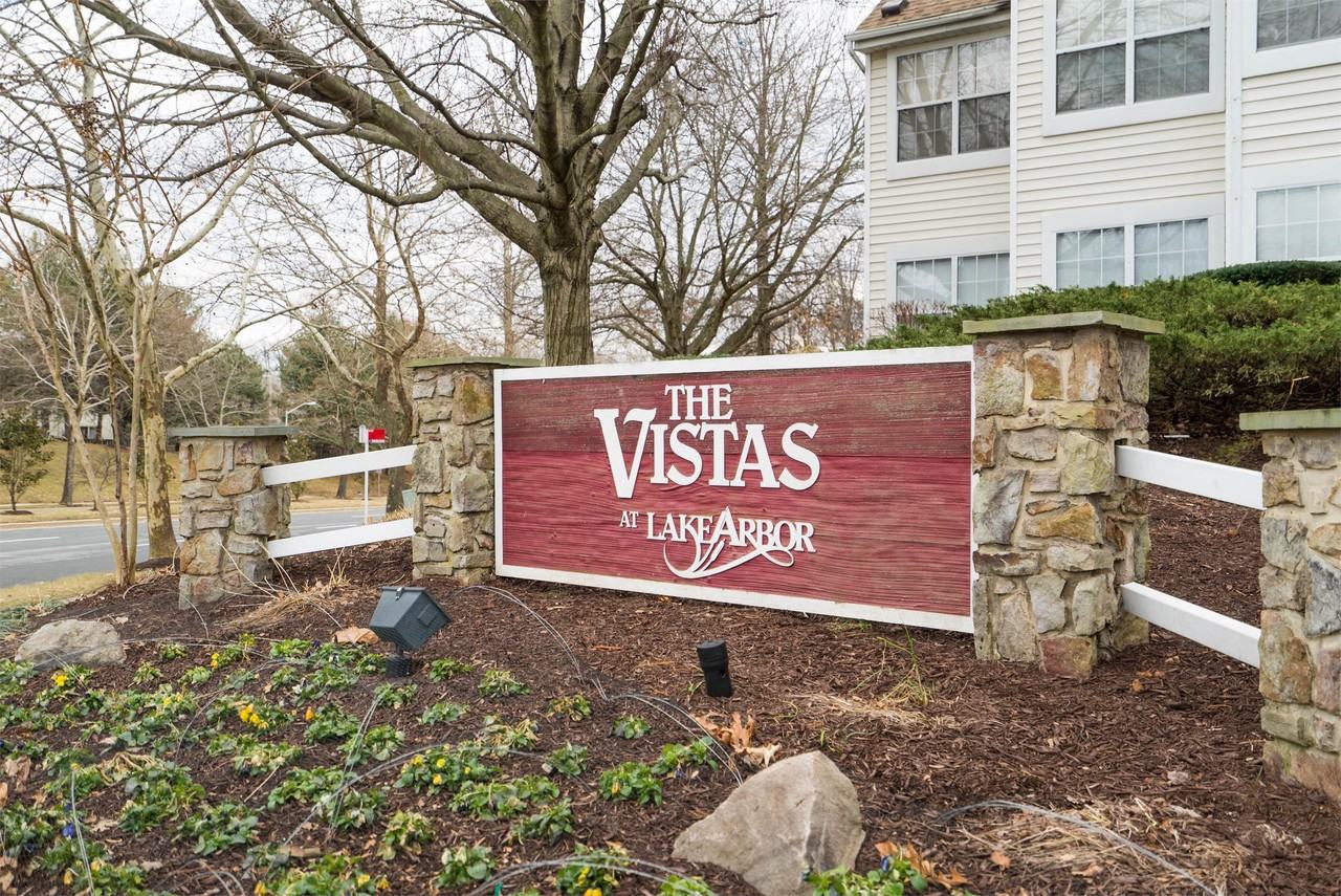 10403 Beacon Ridge Dr #1 - Photo 6 of 22