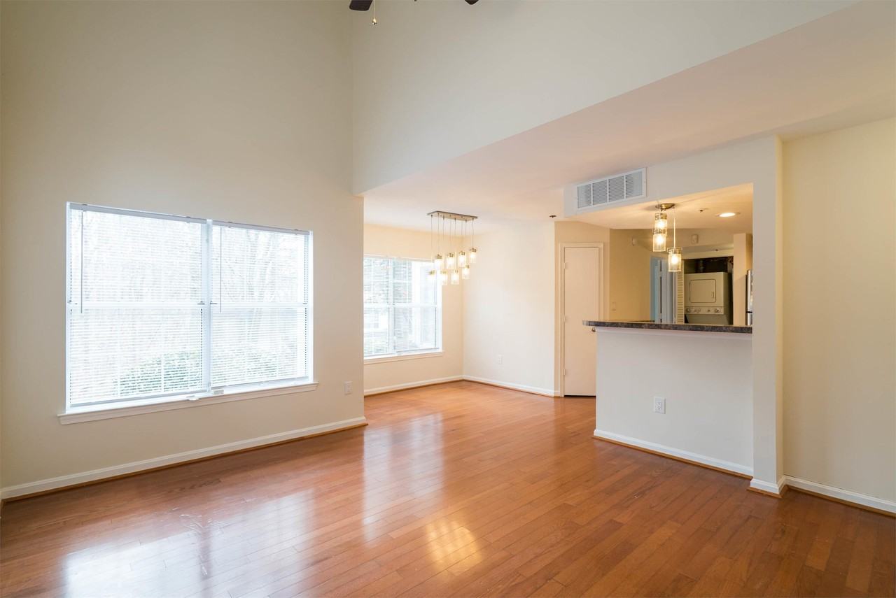 10403 Beacon Ridge Dr #1 - Photo 5 of 22