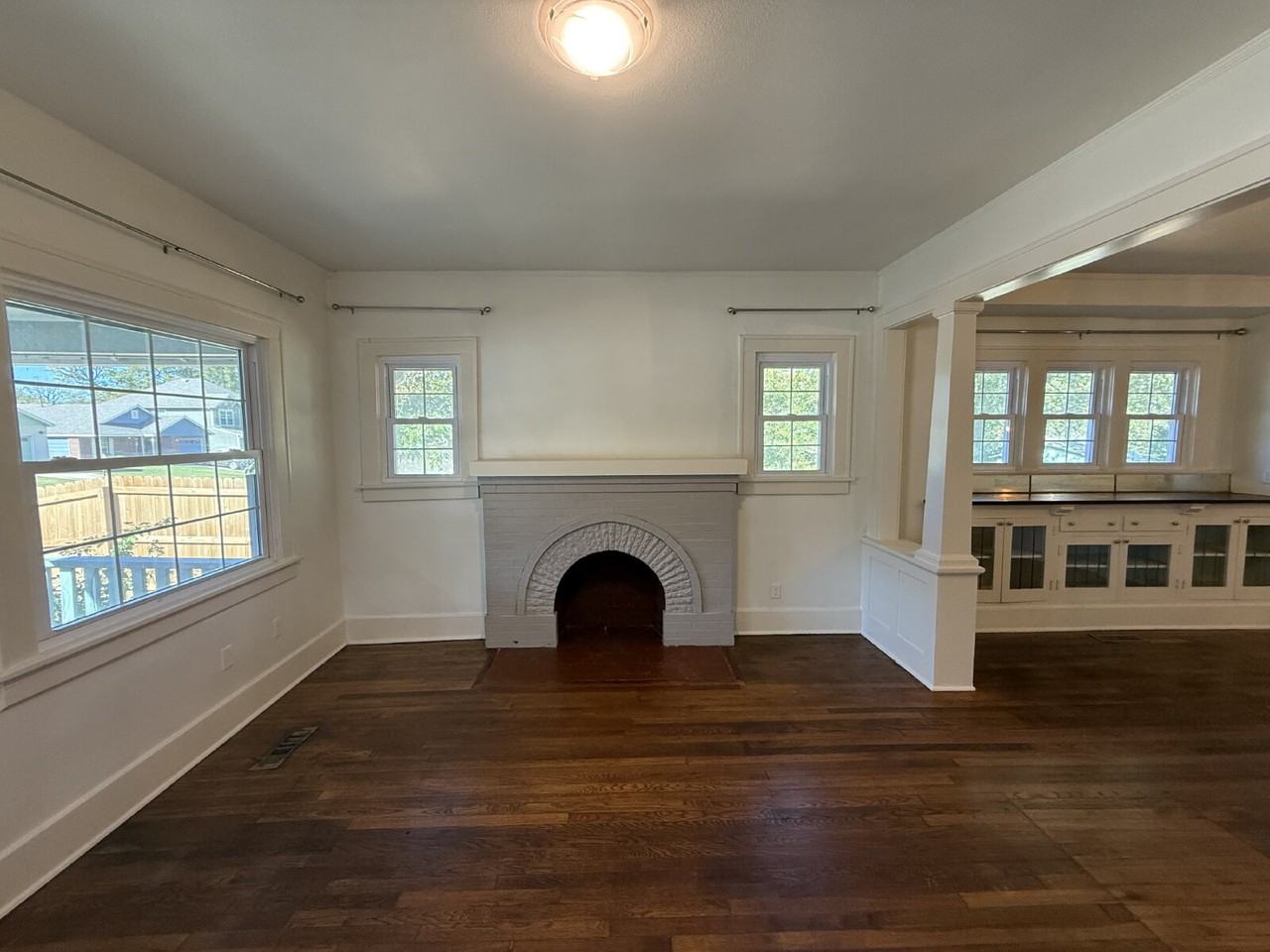 1147 N Main St - Photo 5 of 23