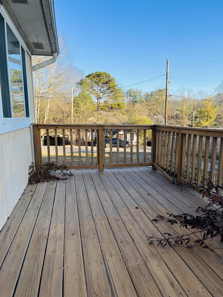 17 Unaka Ave #A - Photo 6 of 17