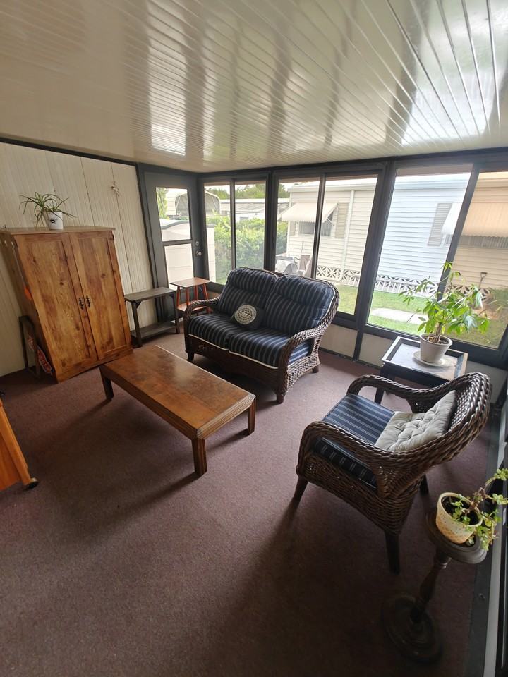 1002 51st Avenue Plaza West #NA - Photo 3 of 15