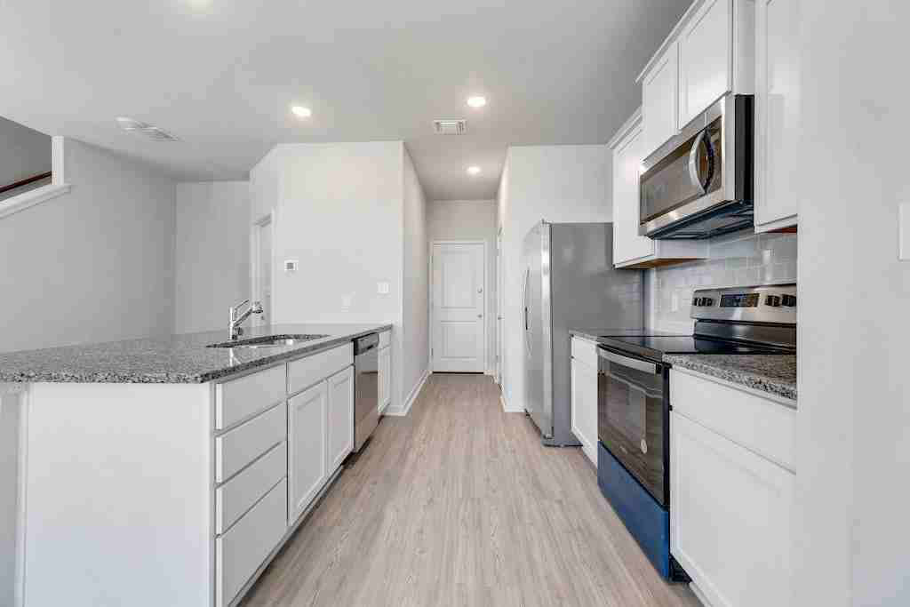 605 W South St #182 - Photo 7 of 20