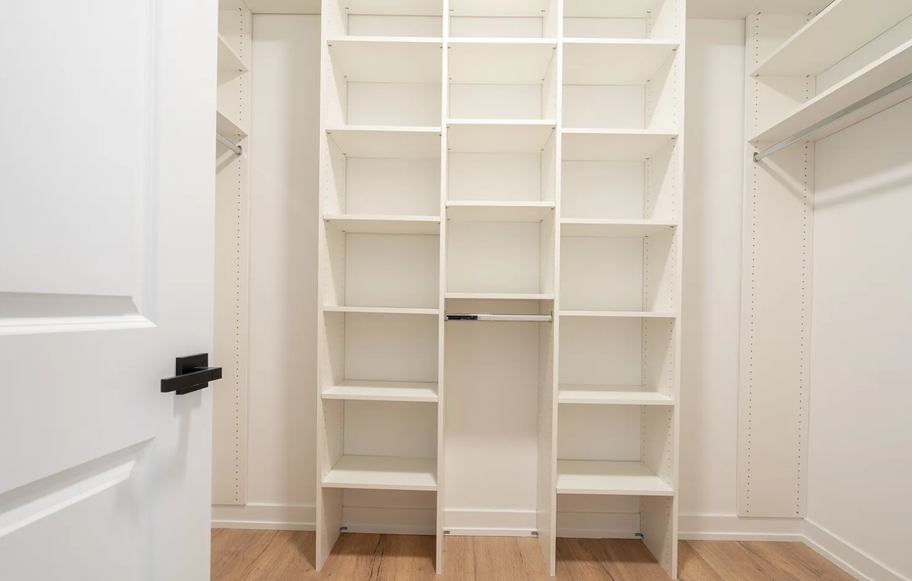 6853 W Belmont Ave #1R - Photo 3 of 24