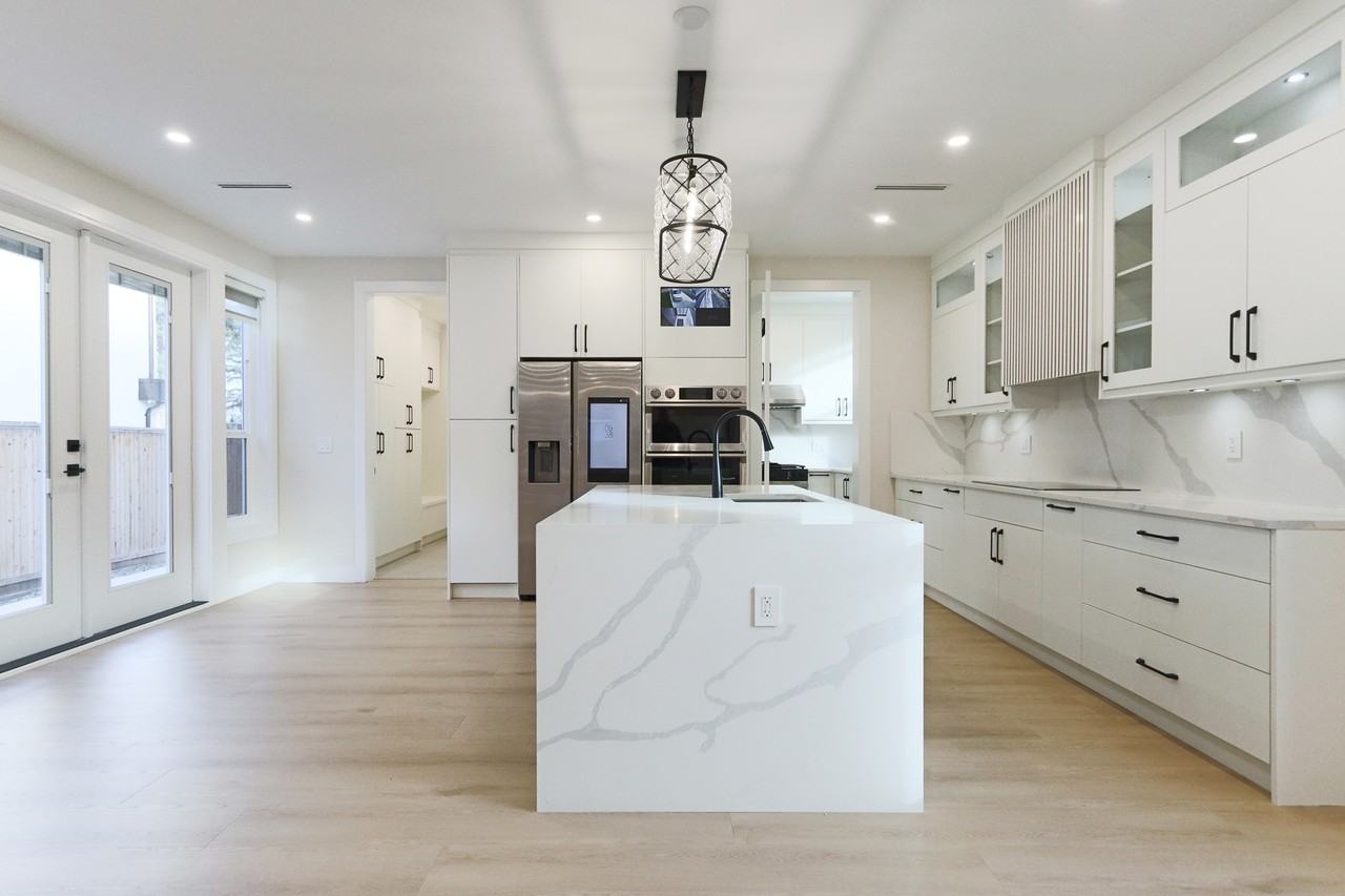 20265 98 Avenue - Photo 3 of 34