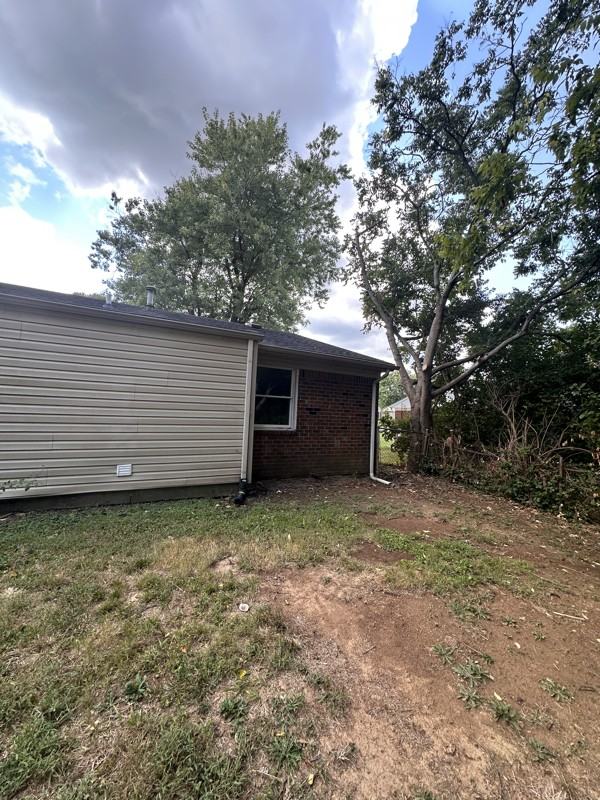 150 E Blue Jay Rd - Photo 3 of 17