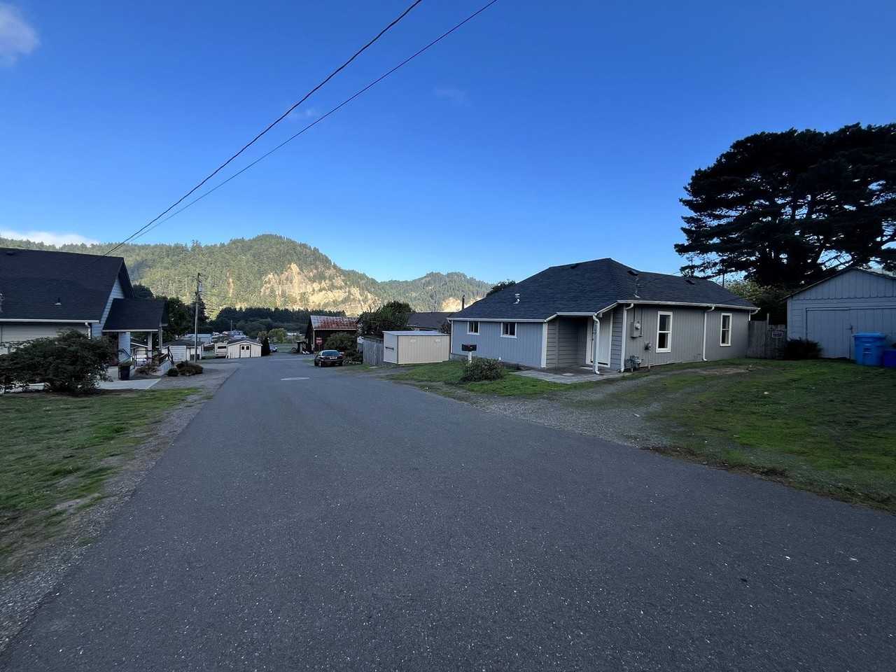 167 Townsend St - Photo 2 of 21