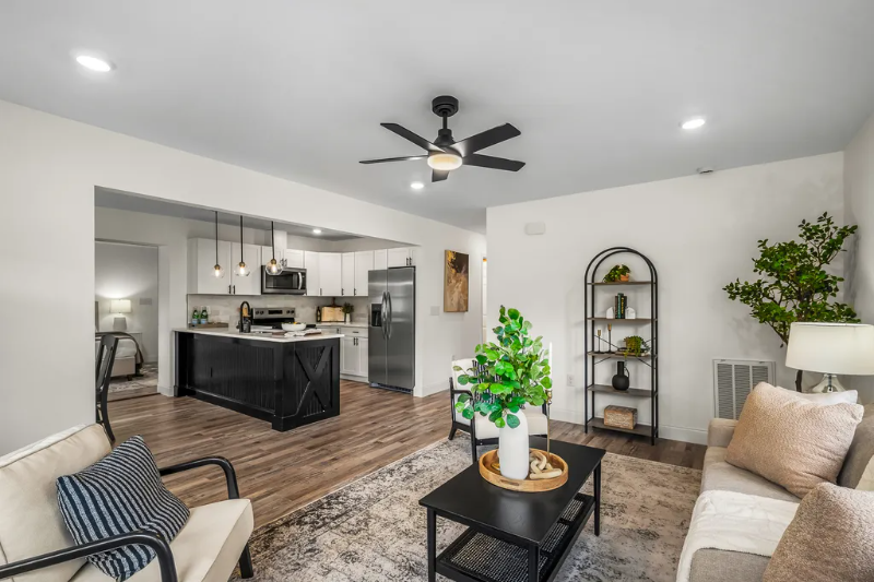 105 Cabot Ct - Photo 3 of 18