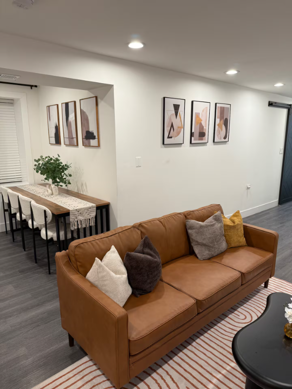 5349 S Indiana Ave - Photo 2 of 17