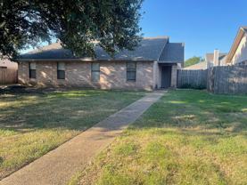 2524 Hickory Dr - Photo 1 of 1