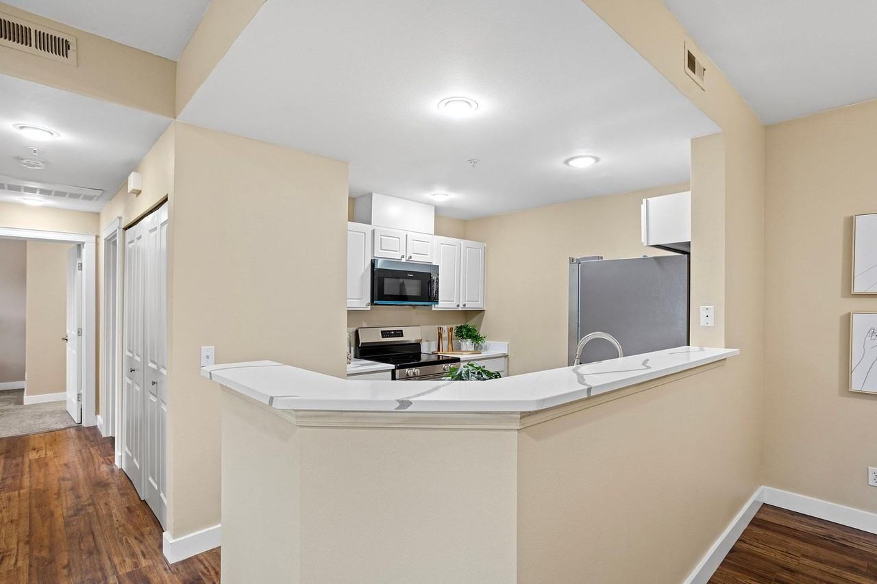 5292 236th Pl Se #24-1 - Photo 4 of 15