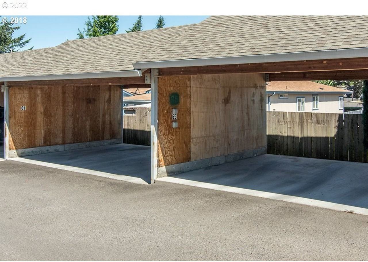 11865 Southeast Pine Street - Photo 2 of 12