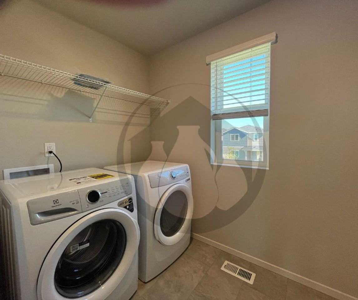 618 Merriott Ln - Photo 4 of 6