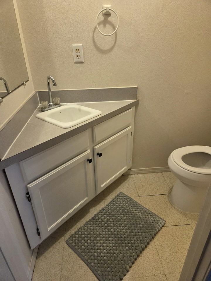 501 Braithwaite Street, Unit A - Photo 7 of 15