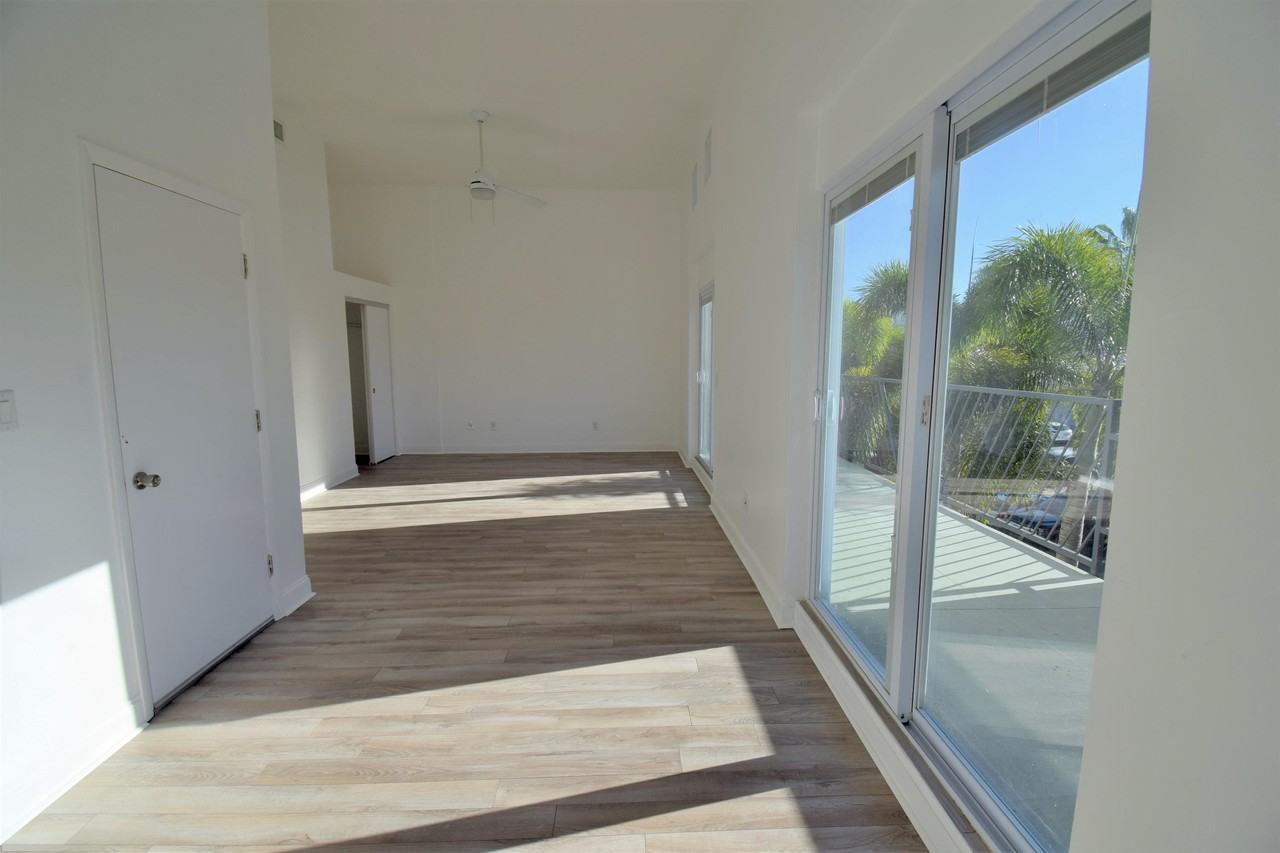 1520 Jackson Street - Photo 4 of 22