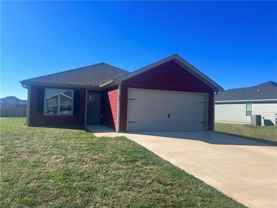 820 S Parrot Ln - Photo 1 of 1