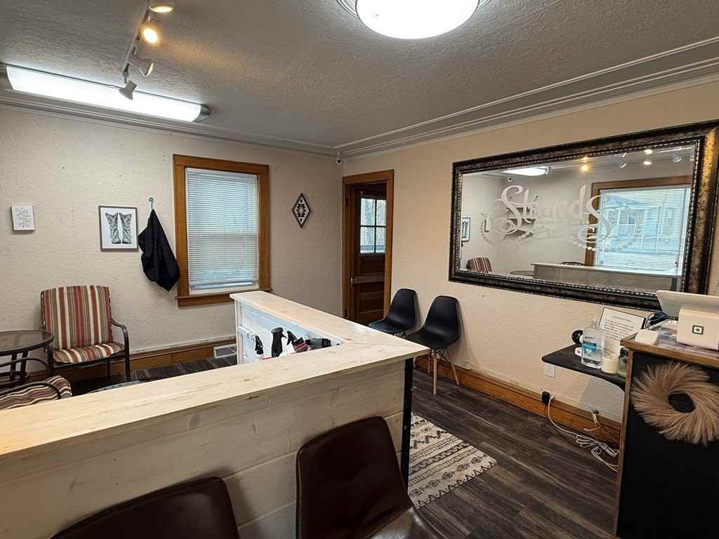 2986 Robert C Byrd Dr - Photo 7 of 31