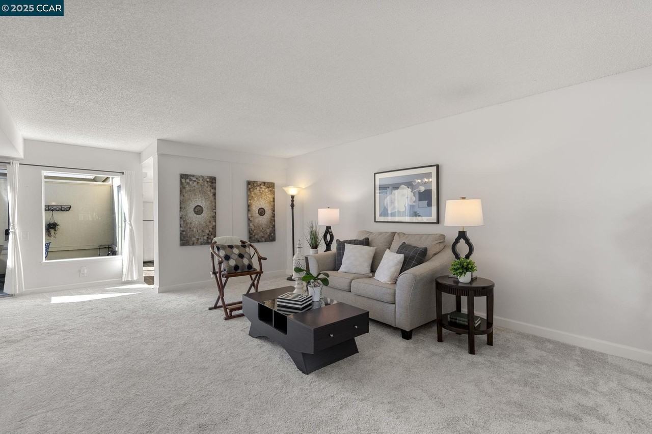 2017 Pine Knoll Dr #4 - Photo 6 of 21