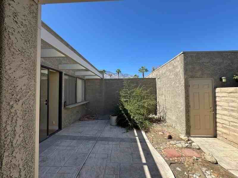 837 N Calle De Pinos - Photo 6 of 14