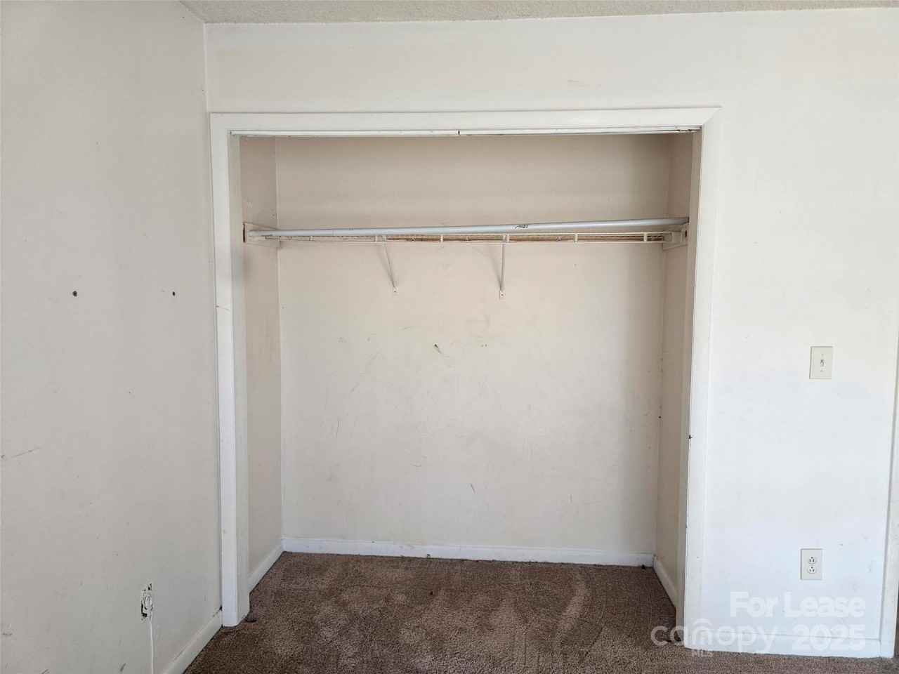 4524 Sharon Chase Dr Apt A #A - Photo 6 of 7