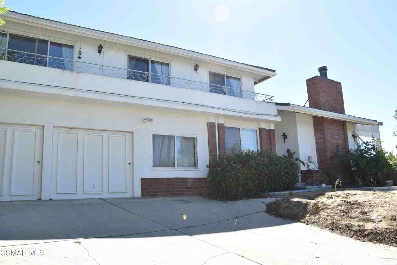 4526 Tenango Dr - Photo 2 of 12