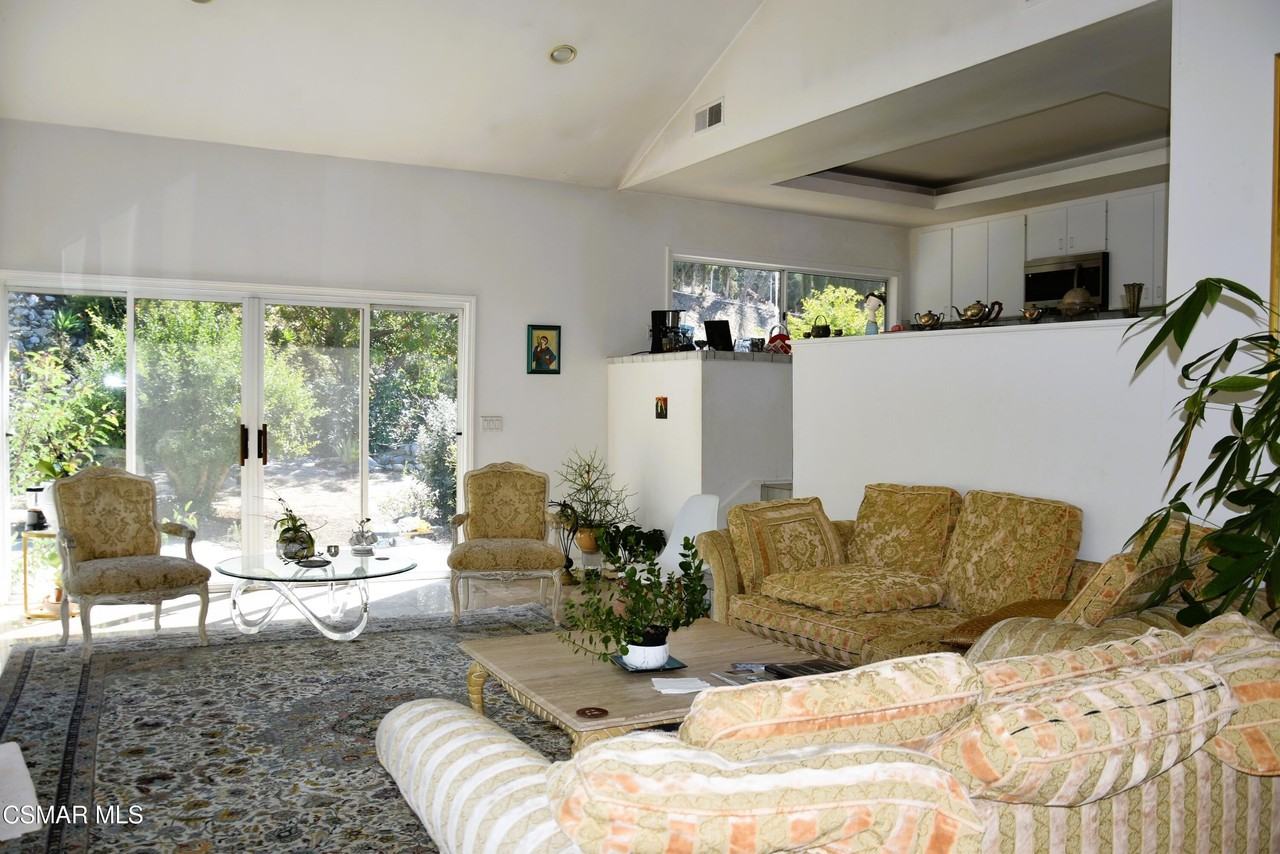 4526 Tenango Dr - Photo 7 of 12