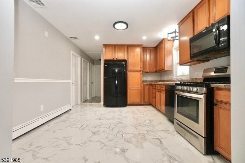 53 Mount Pleasant Ave 2nd Fl #2 - Photo 2 of 15