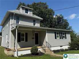 521 Wood St - Photo 1 of 1