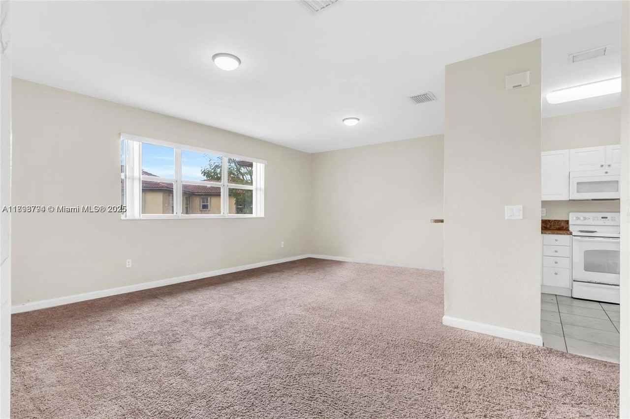 1395 Ne 33rd Ave #206-26 - Photo 6 of 24