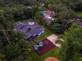 2100 Sw 28th Way - Photo 1 of 1