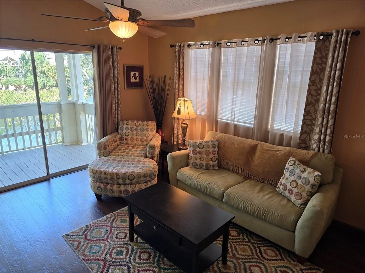 115 112th Ave Ne #1028 - Photo 6 of 43