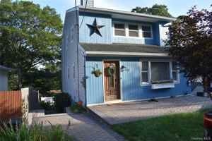 featured image of 30 Willow Rd