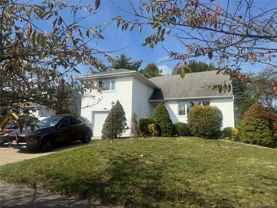 318 Southwood Cir - Photo 1 of 1