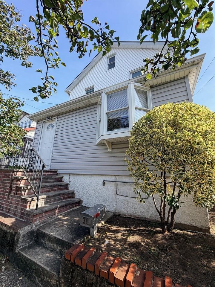 30 Mckinley Ave - Photo 2 of 10