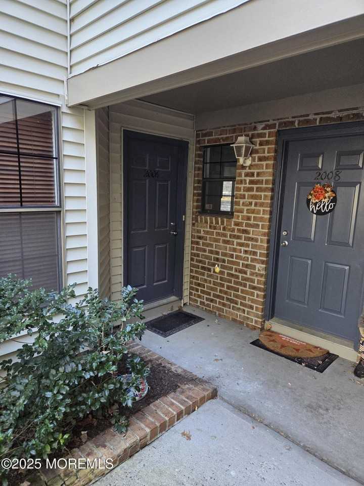 2006 Bayhead Drive #2006 - Photo 2 of 16